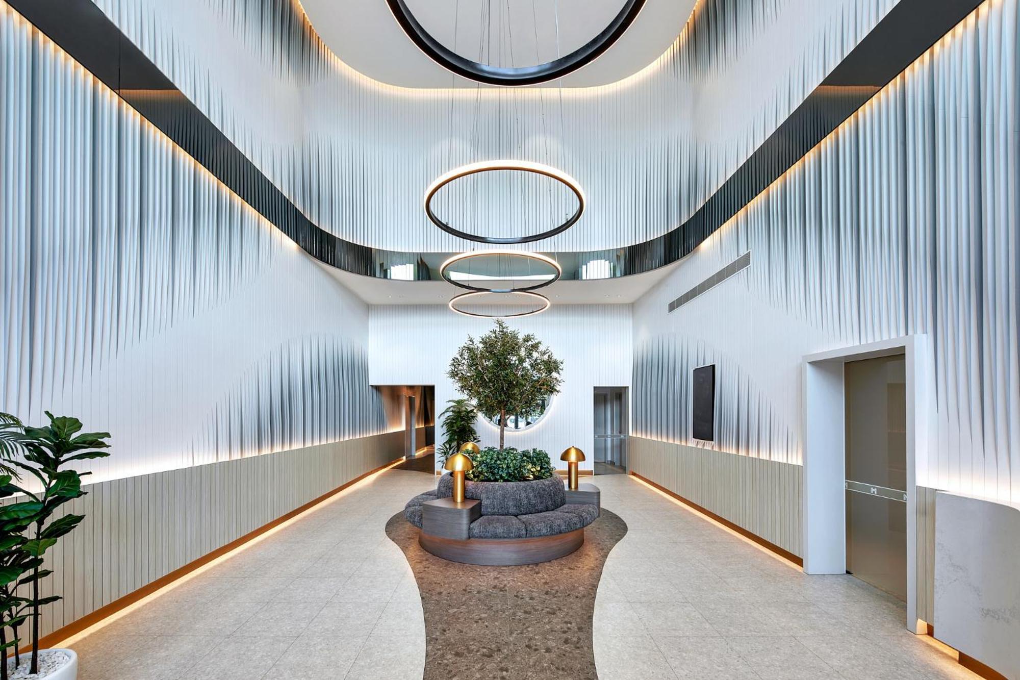 Meriton Suites Liverpool Esterno foto The lobby of the hotel